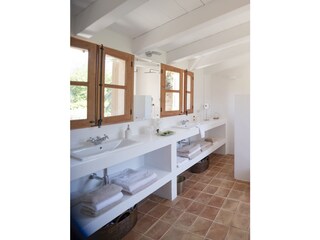 Large bathroom