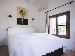 small bedroom
