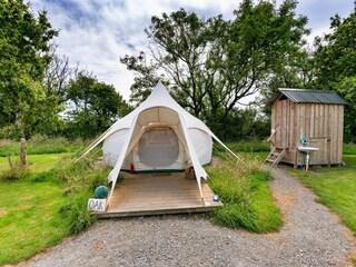 Chalet Ilfracombe Outdoor Recording 3