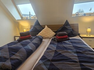 Schlafzimmer 1