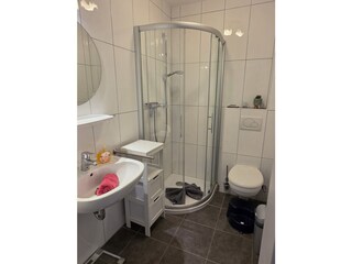 Badezimmer 2