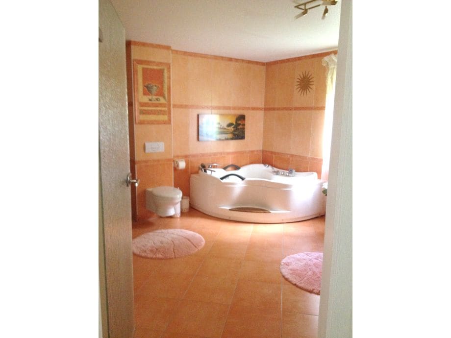 glanzend luxusbad whirlpool ferienhaus d nenoase cuxhaven berensch herr bodo clever glanzend luxusbad whirlpool ferienhaus d nenoase cuxhaven berensch herr bodo clever