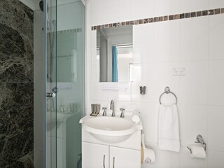 Apartment Welt Features 14