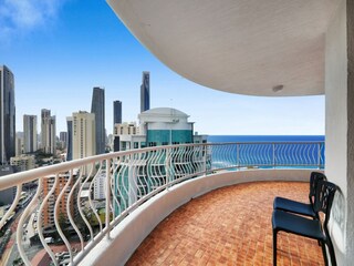 Apartment Broadbeach Outdoor Recording 2