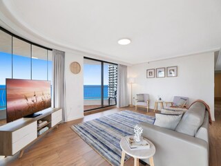 Apartment Broadbeach Features 14