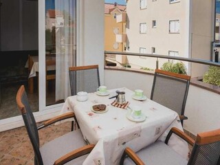 Apartment Srima Außenaufnahme 5