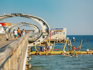 Badespaß an der Seebrücke