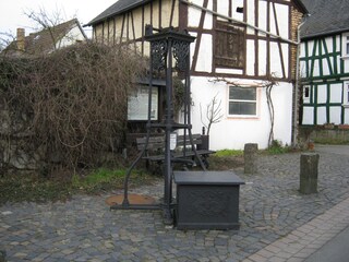 Alter Dorfbrunnen in der Dorfmitte