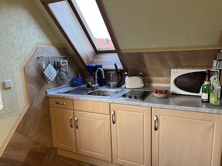 Mikrowelle, Kaffeemaschine, Wasserkocher, Toaster...