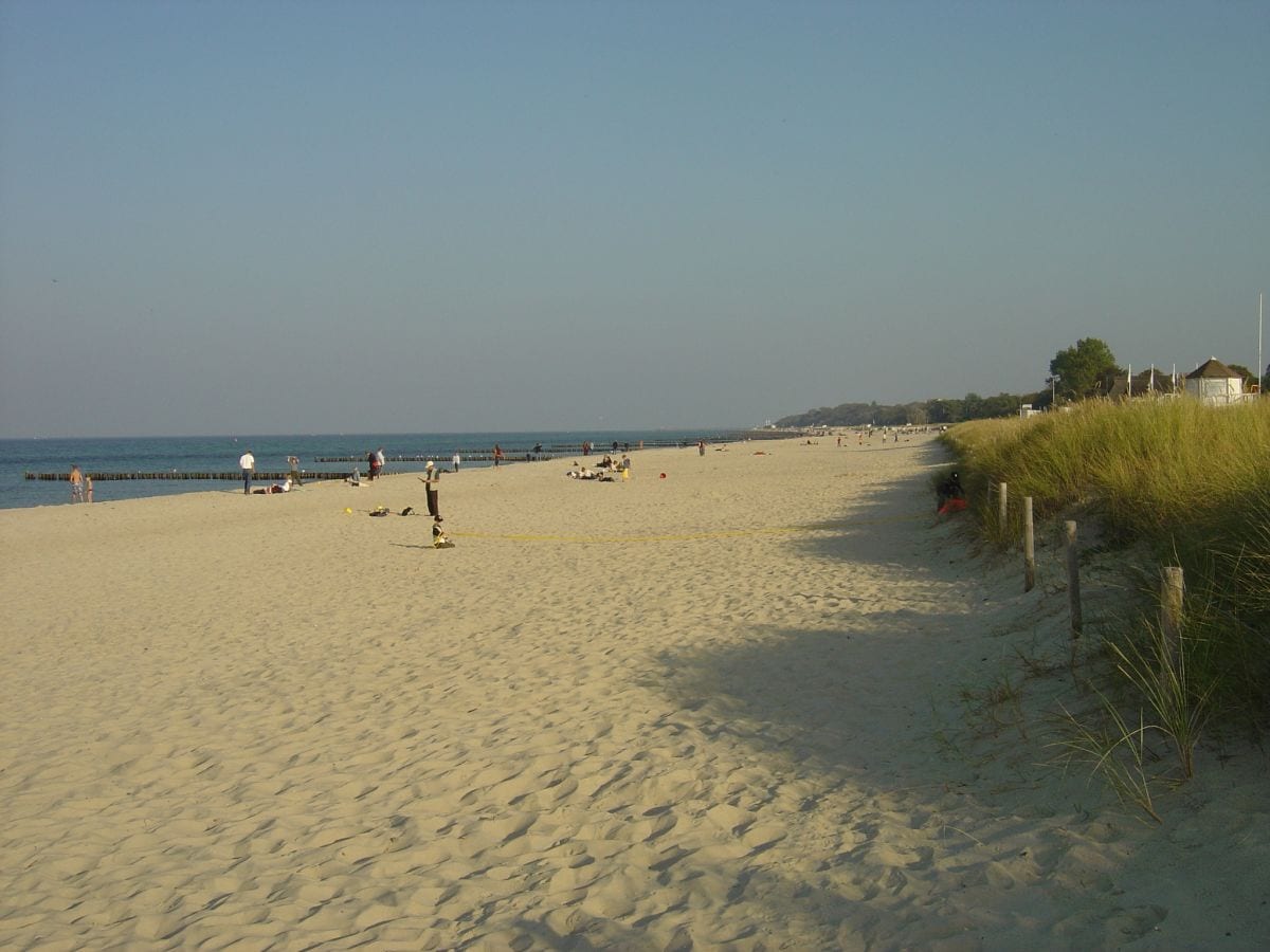 Strand vor dem Haus