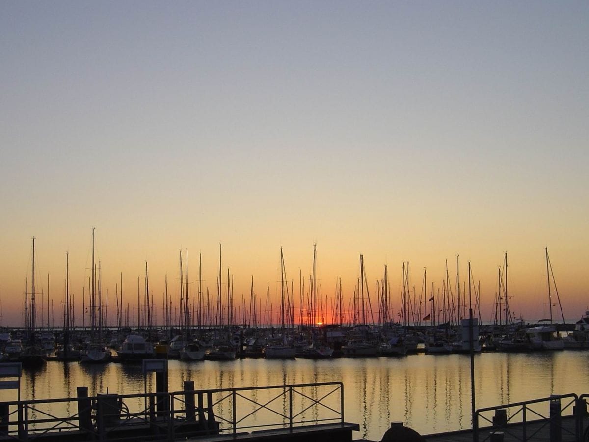 Sonnenuntergang im Hafen Kühlungsborn