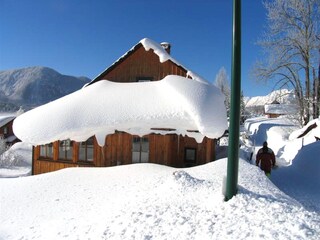 Ferienhaus im Winter