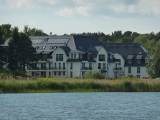 Blick auf die Residenz am Balmer See