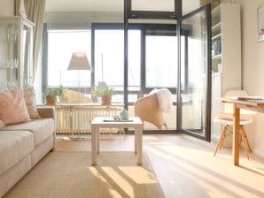 Holiday apartment Oceanview at the marina - Laboe - image1