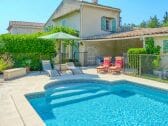 Holidayhome with pool in Monteux in Provence