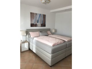 neues Boxspringbett 180x200