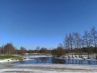 Ruhender Golfplatz Winter 2021