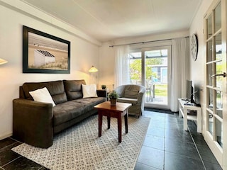 Das moderne und gemütliche Wohnzimmer