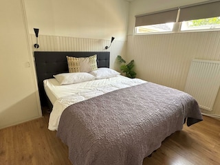 Schlafzimmer mit Boxspringbett 160x200 meter