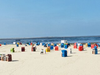 Strand von Neßmersiel fußläufig entfernt