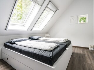 Schlafzimmer 4 mit Doppelbett