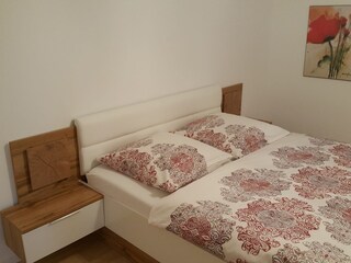 großes Schlafzimmer