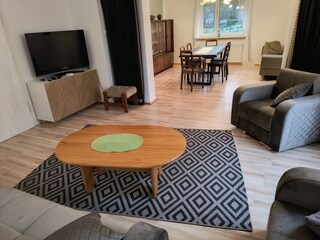 Wohn- und Esszimmer