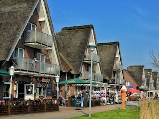 Strandpromenade und H&P Rezeption