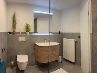 Badezimmer neu renoviert