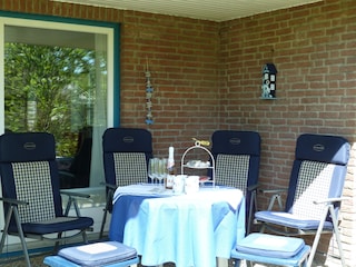 windgeschützte Terrasse - mit Garten- und Deichblick!