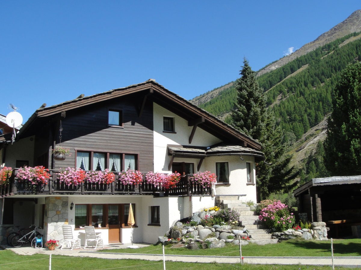 Chalet Saas-Grund Buitenaudio-opname 1