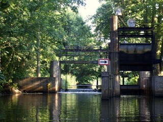 Der Spreewald mit seinen zahlreichen Schleusen