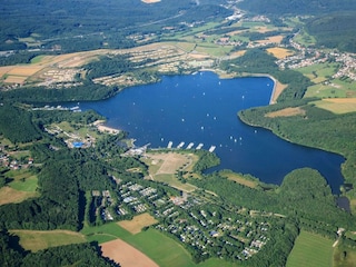 Der schöne Bostalsee aus der Luft