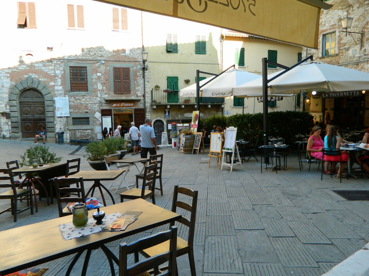 Piazza in Campiglia Marittimo