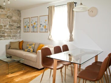 Holiday apartment Stone house in Omis Old Town
