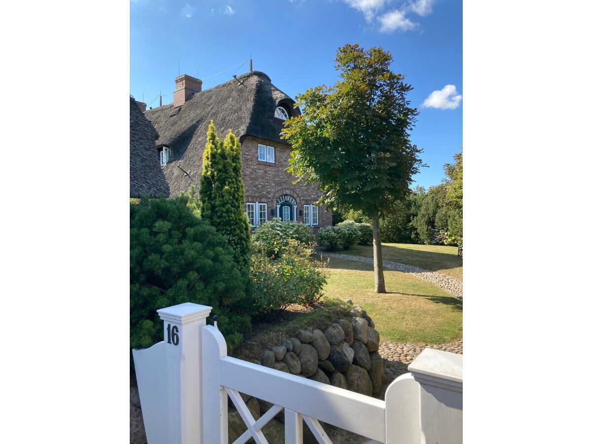 Ferienhaus Sylt, Morsum, Firma NF Sylt GmbH & CO KG Familie Nicole