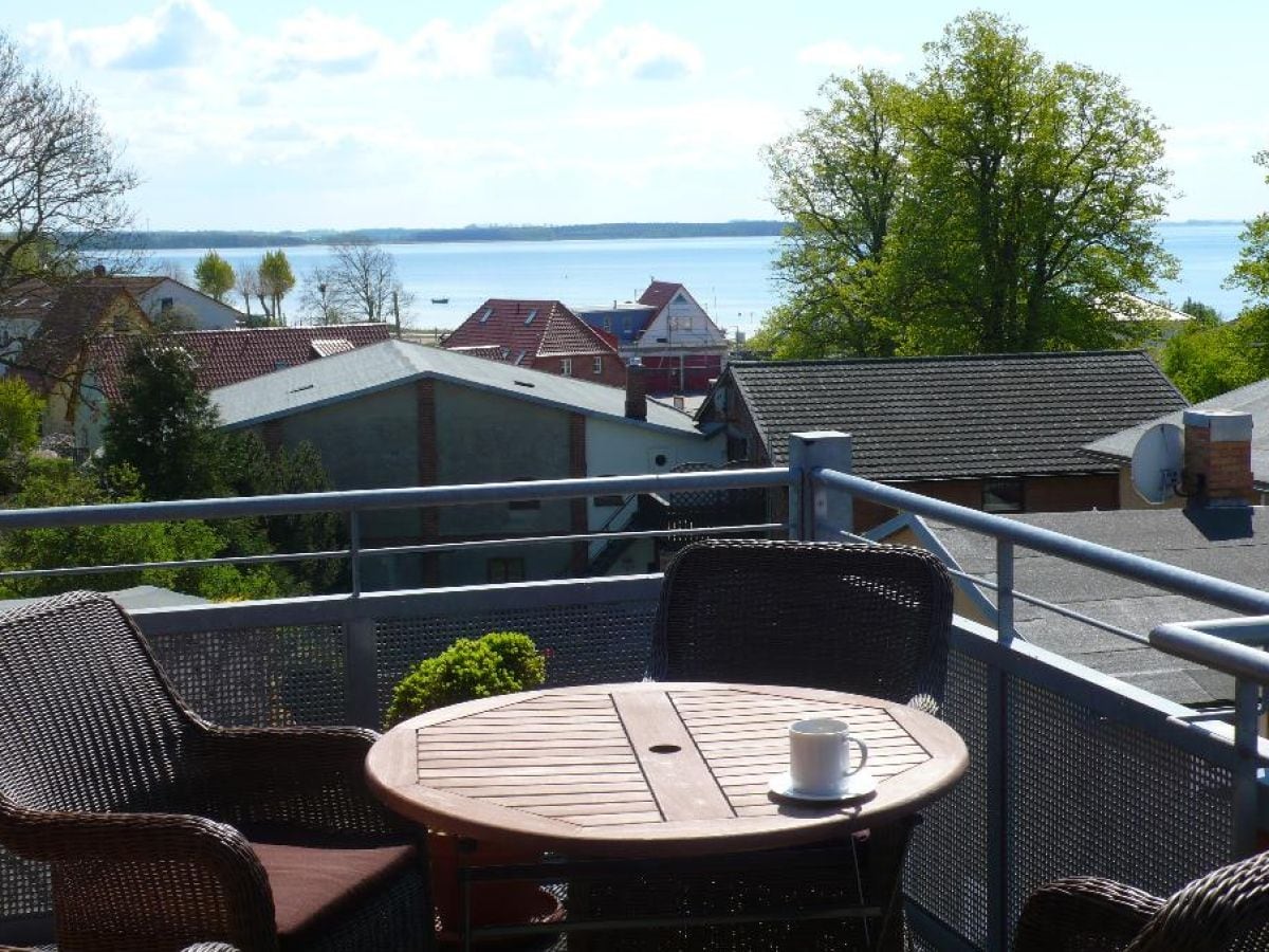 Blick über den Balkon zum Salzhaff