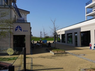 Fußgängerzone mit Cafe's und Restaurants