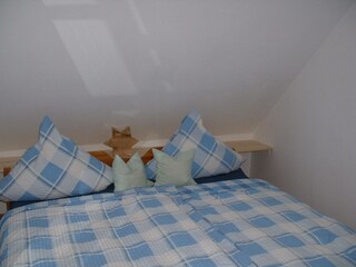 Schlafzimmer 2