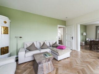 Wohnzimmer/ Essbereich