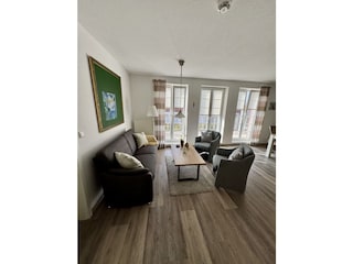 Sitzecke mit Balkonzugang