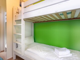 2. Schlafzimmer mit Meerblick