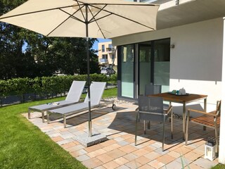 Süd-Terrasse = Sonnen- und Relax-Oase