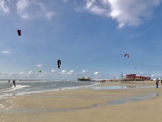 Kitesurfer
