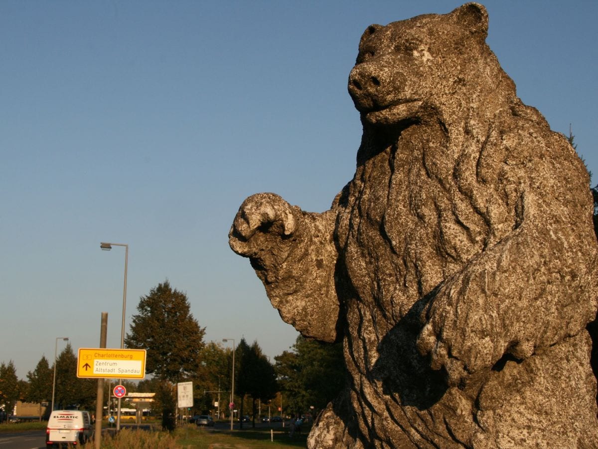 Berliner Bär an der B5