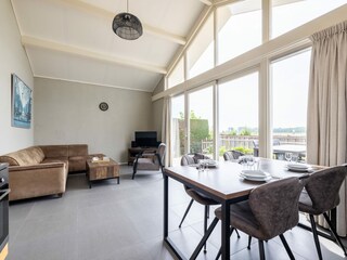 Wohnzimmer 202
