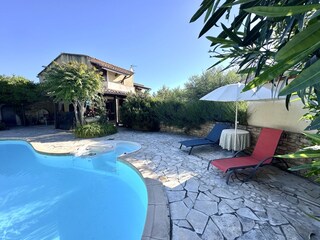 Vakantiehuis Saint-Julien-de-Peyrolas Buitenaudio-opname 9