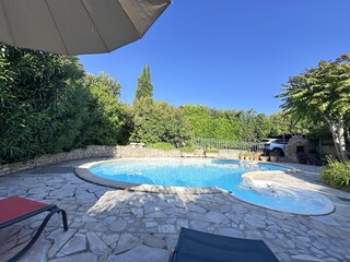 Vakantiehuis Saint-Julien-de-Peyrolas Buitenaudio-opname 11