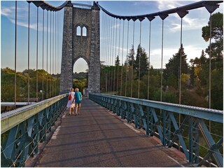 Vakantiehuis Saint-Julien-de-Peyrolas Omgeving 37