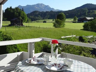 App.Nebelhorn Balkonfrühstück